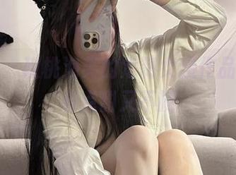 微密圈 – 玫桃泡芙的定制女孩作品，似乎有点甜又不腻