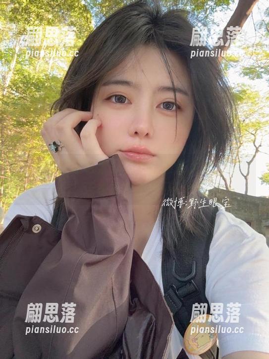 这福利来的也太轻松了，眼酱大魔王w的连衣裙赞不绝口！
