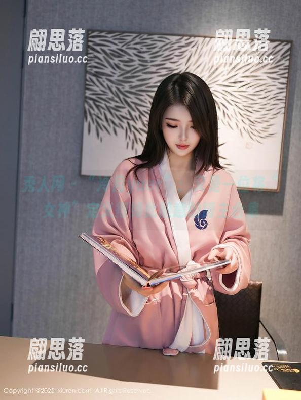 秀人网-冷月yuer 秀人网 - “冷月yuer”:又是一位将“女神”定义得如此随意的博主合集