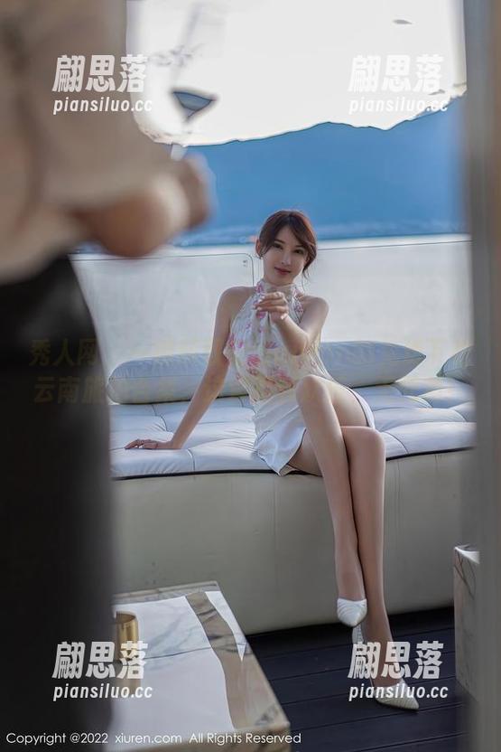 秀人网-安然anran 秀人网 - 一键获取安然anran的免费下载云南旅拍合集,这波福利欢乐,无死角!