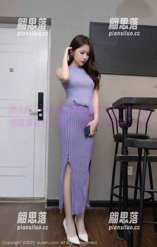 秀人网 - 小蛮妖_honey的旅行图集：愿你能穿越千山万水，找到个合适的打卡地！