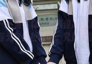 秀人网 – 高清写真：麦琪绫冰激淋的白丝，魅惑与无奈的拉锯战，究竟谁信仰谁？