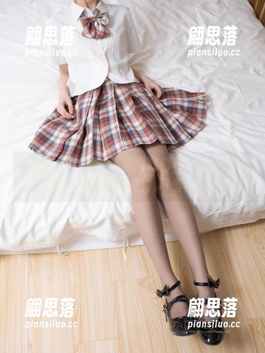 紧急企划 - 每一张套图我都在想，小恩你这是在和我们较劲吗？可爱得发光！