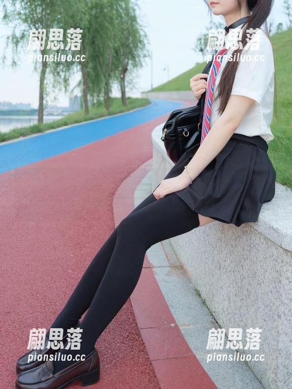 紧急企划 - 一群脚指头迷恋者必备！樱可的裸足合集等你下载哦！