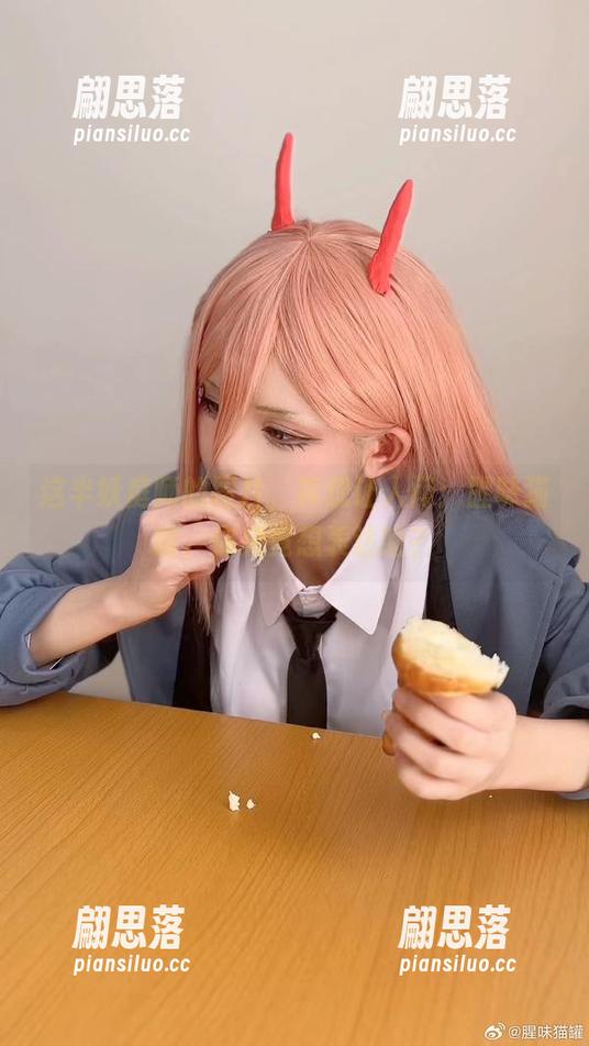 腥味猫罐 这半妖庭师的图片,真想让人问:腥味猫罐,你究竟想表达啥?