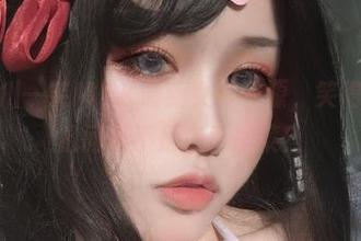 啊！芊川一笑MNK最新女神资源，笑得我想趁机问是不是有私房菜？