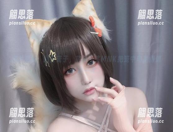 芊川一笑MNK 图片更新:抛开笼子,芊川一笑MNK把笼中鸟拍得像梦游一样。
