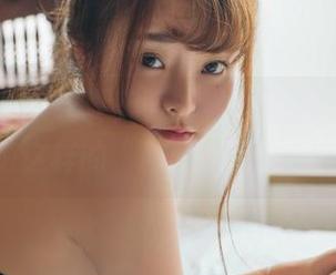 菠萝社 – 下载夏美酱的学姐图包，谁能拒绝这样的“教师风云”呢？