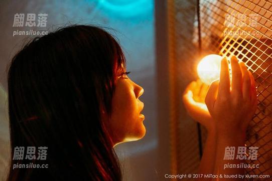 蜜桃社-陆萱萱Cecilia 蜜桃社 - 高清图片里的运动感:陆萱萱Cecilia体操服的线条美!