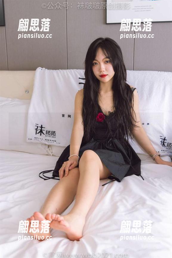 袜啵啵 - 这次小沫把油亮肉丝照片放在网盘，你确定不来瞧瞧？