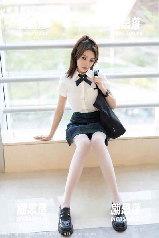 语画界 - 徐莉芝的网袜图册：高清的腿部乐园就是这一部了。
