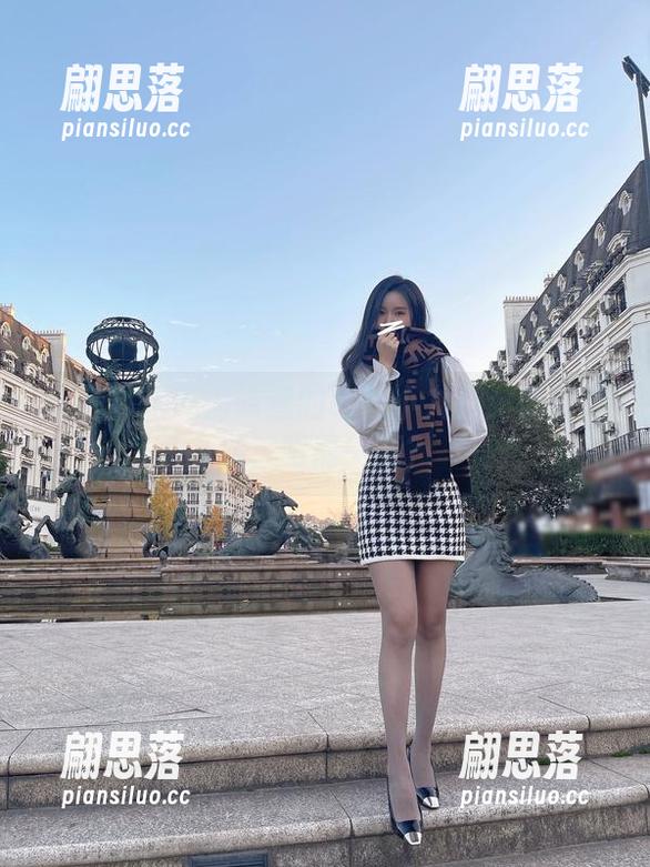 软妹小九九 微密圈 - 私房味道的软妹小九九:蕾丝胖次,眼前一亮?