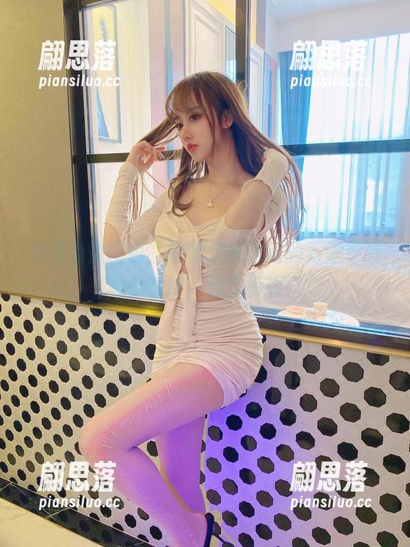 今天免费图包，过期米线线喵的万圣节有点小惊悚，但也有趣！