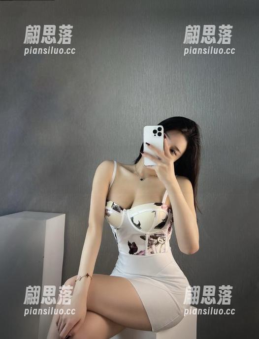 微密圈 - 你没见过的金希儿海边趣味集：更新就像捡贝壳