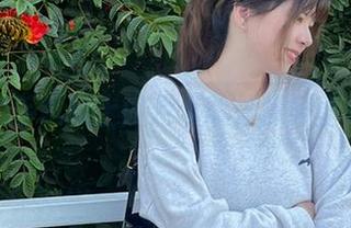 给你的手机换上闪月半的体操服壁纸吧！