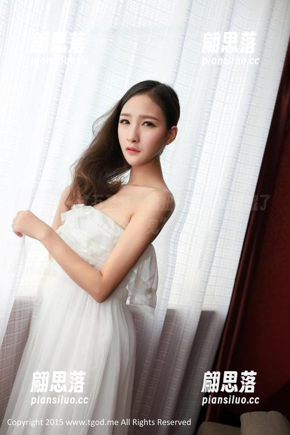 青豆客 - 这万圣节，魏扭扭的写真里藏了几个“鬼”！