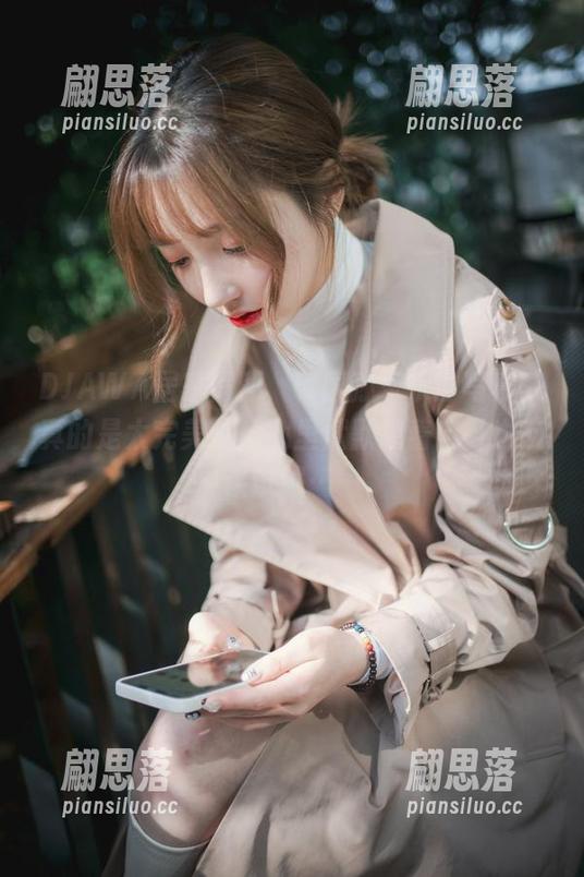 DJAWA居家假期，韩国孙乐乐的写真集真的是太完美了，心里默默想着自己也应该试试……