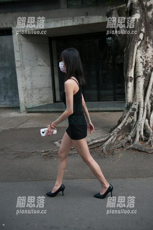 魔镜街拍 不修图的真相!魔镜街拍下的洗车女工,佛系无圣光!