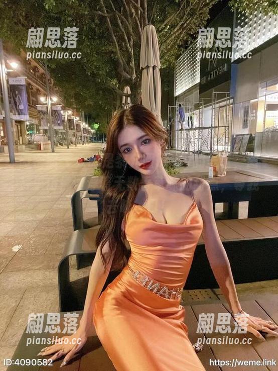黎允熙baby 微密圈 - 入眼是黎允熙baby的圣诞,图片里仿佛漂浮着无数香草味的甜点,等我去咬一口!